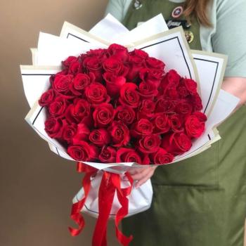 Букет Красные розы 51 шт. 40 см